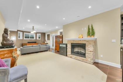 Basement Recreation Room Photo of 3098 162a Street, Surrey, BC