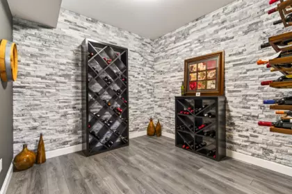 Entry Foyer Photo of 1324 Stromdahl Place, Agassiz, BC