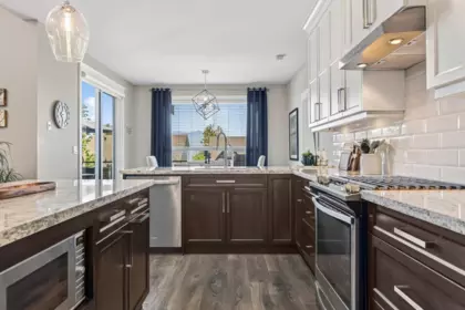 Kitchen Island Photo of 1324 Stromdahl Place, Agassiz, BC