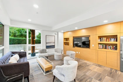 Entry Foyer Photo of 401 1327 Draycott Road, North Vancouver, BC