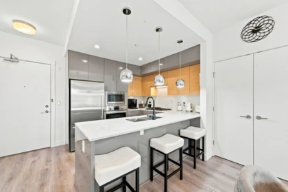 Kitchen Island Photo of 401 1327 Draycott Road, North Vancouver, BC