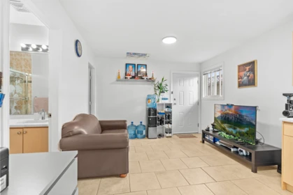 Loft / Bonus Room Photo of 3796 Price Street, Burnaby, BC