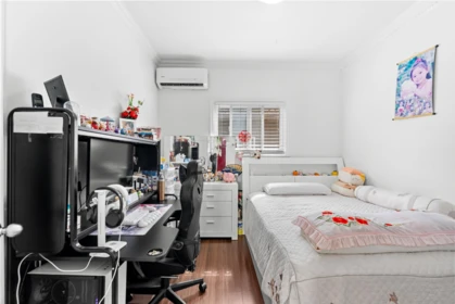 Primary Bedroom Photo of 3796 Price Street, Burnaby, BC