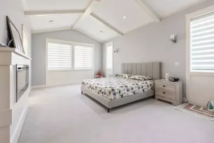 Basement Recreation Room Photo of 18833 54a Avenue, Surrey, BC
