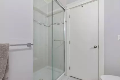 Hot Tub / Spa Photo of 18833 54a Avenue, Surrey, BC