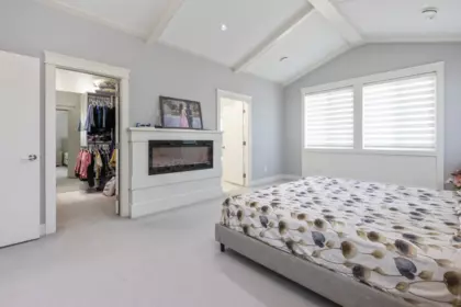 Mudroom Photo of 18833 54a Avenue, Surrey, BC
