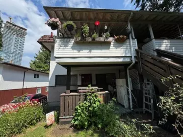 Kitchen Photo of 620 Smith Avenue, Coquitlam, BC
