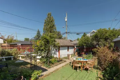 Kitchen Photo of 309 E Woodstock Avenue, Vancouver, BC