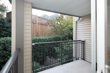 263 1100 E 29th Street, North Vancouver, BC, North Vancouver — Apartment/Condo for sale