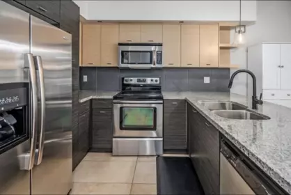 Kitchen Photo of 30 6299 144 Street, Surrey, BC