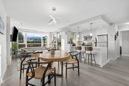 308 160 W 3rd Street, North Vancouver, BC, North Vancouver — Apartment/Condo for sale