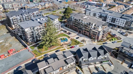 604 45505 Campus Drive, Chilliwack, BC, Chilliwack — Apartment/Condo for sale