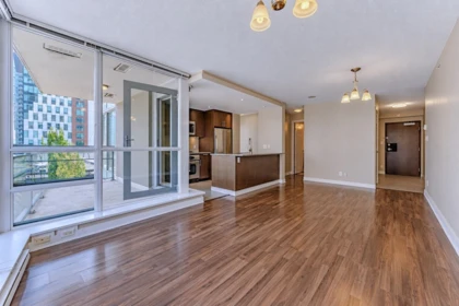Kitchen Island Photo of 803 2978 Glen Drive, Coquitlam, BC