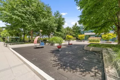 Swimming Pool Photo of 708 522 W 8th Avenue, Vancouver, BC