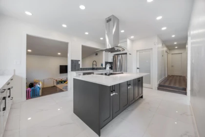 Kitchen Island Photo of 8085 10th Avenue, Burnaby, BC