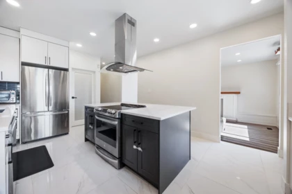 Kitchen Photo of 8085 10th Avenue, Burnaby, BC