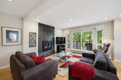 Kitchen Photo of 403 1200 W 10th Avenue, Vancouver, BC