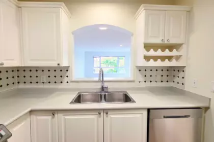 Breakfast Nook Photo of 205 2970 Princess Crescent, Coquitlam, BC
