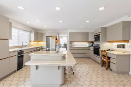 Primary Bedroom Photo of 1363 W 48th Avenue, Vancouver, BC