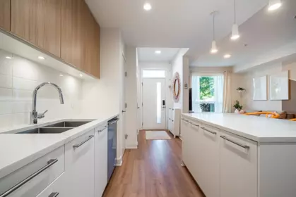 103 2035 Glenaire Drive, North Vancouver, BC, North Vancouver — Townhouse for sale