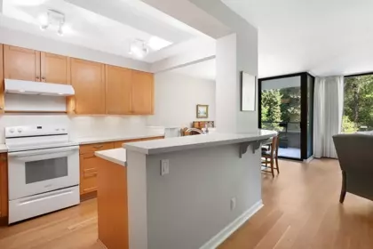 Living Room Photo of 309 4101 Yew Street, Vancouver, BC