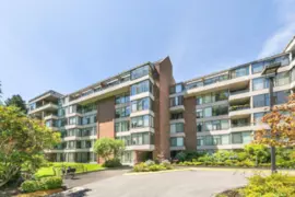 309 4101 Yew Street, Vancouver, BC