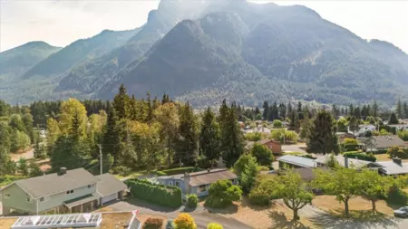 Aerial View of 720 Coquihalla Street, Hope, BC