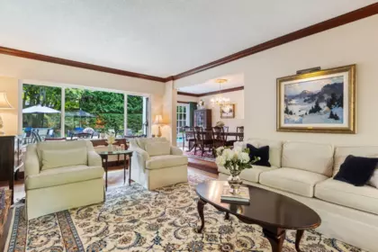 Primary Bedroom Photo of 971 Canyon Boulevard, North Vancouver, BC