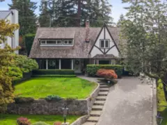 971 Canyon Boulevard, North Vancouver, BC