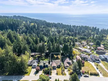 Exterior Rear Photo of 1461 Bonniebrook Heights Road, Gibsons, BC