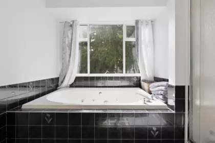 Laundry Room Photo of 1461 Bonniebrook Heights Road, Gibsons, BC