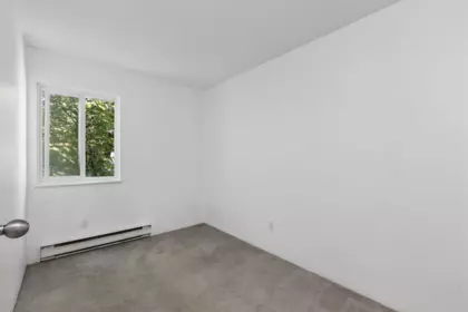 Powder Room Photo of 405 9880 Manchester Drive, Burnaby, BC