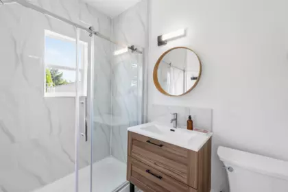 Hot Tub / Spa Photo of 880 164a Street, Surrey, BC