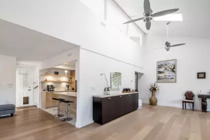 Kitchen Photo of 880 164a Street, Surrey, BC