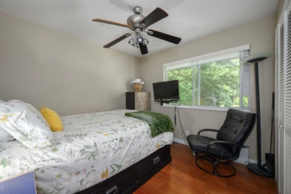 Hallway Photo of 94 Timbercrest Drive, Port Moody, BC