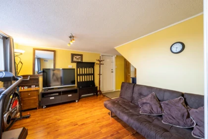 Entry Foyer Photo of 7720 7722 Graham Avenue, Burnaby, BC
