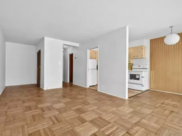 Kitchen Island Photo of 105 1879 Barclay Street, Vancouver, BC