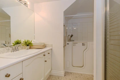 Basement Recreation Room Photo of 39 6140 192 Street, Surrey, BC