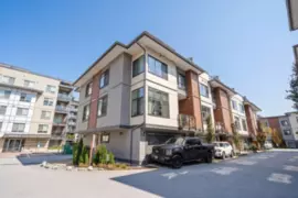 27 20849 78b Avenue, Langley, BC