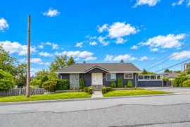 775 Esmond Avenue, Burnaby, BC