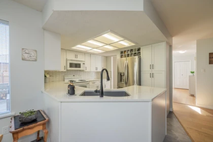 Guest Bathroom Photo of 18693 56a Avenue, Surrey, BC