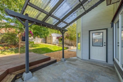 Swimming Pool Photo of 18693 56a Avenue, Surrey, BC