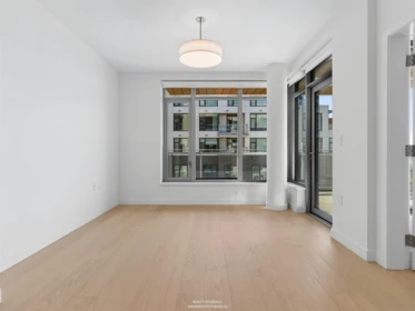 Entry Foyer Photo of 302 777 Harbour Way, North Vancouver, BC