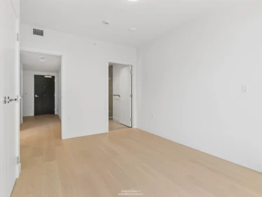 Office / Den Photo of 302 777 Harbour Way, North Vancouver, BC