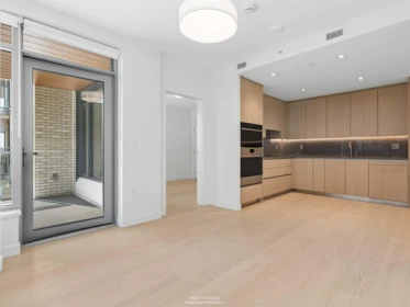 Primary Bedroom Photo of 302 777 Harbour Way, North Vancouver, BC