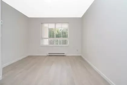 Hallway Photo of 213 19750 64 Avenue, Langley, BC