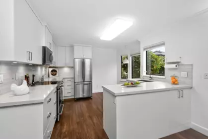 Guest Bathroom Photo of 137 15153 98 Avenue, Surrey, BC