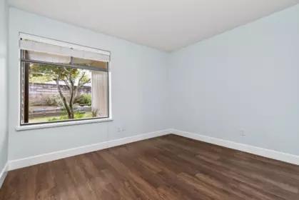 Mudroom Photo of 137 15153 98 Avenue, Surrey, BC