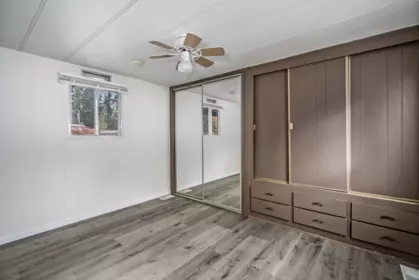 Entry Foyer Photo of 5 3031 200 Street, Langley, BC