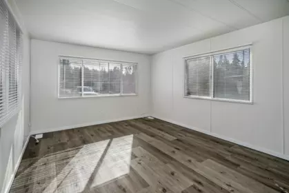 Kitchen Photo of 5 3031 200 Street, Langley, BC
